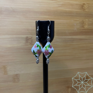 Boucles d’oreilles Lys cloisonné