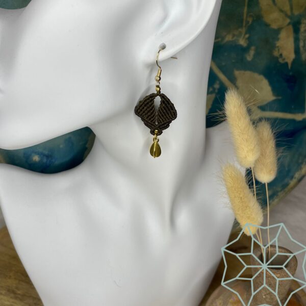 Boucles d'oreilles micro-macramé